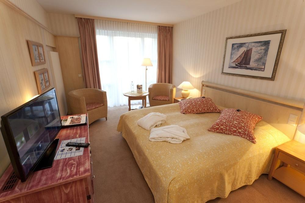 Dorint Strandresort & Spa Ostseebad Wustrow Вустров Екстериор снимка